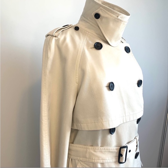 Convertible coach trench/ sleeveless dress/ cape - Picture 3 of 16